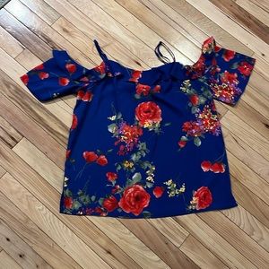 NWT Blue floral top with open shoulders